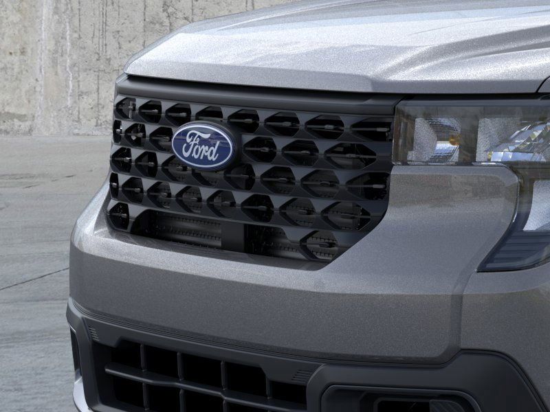 New 2025 Carbonized Gray Metallic Ford XLT image 18