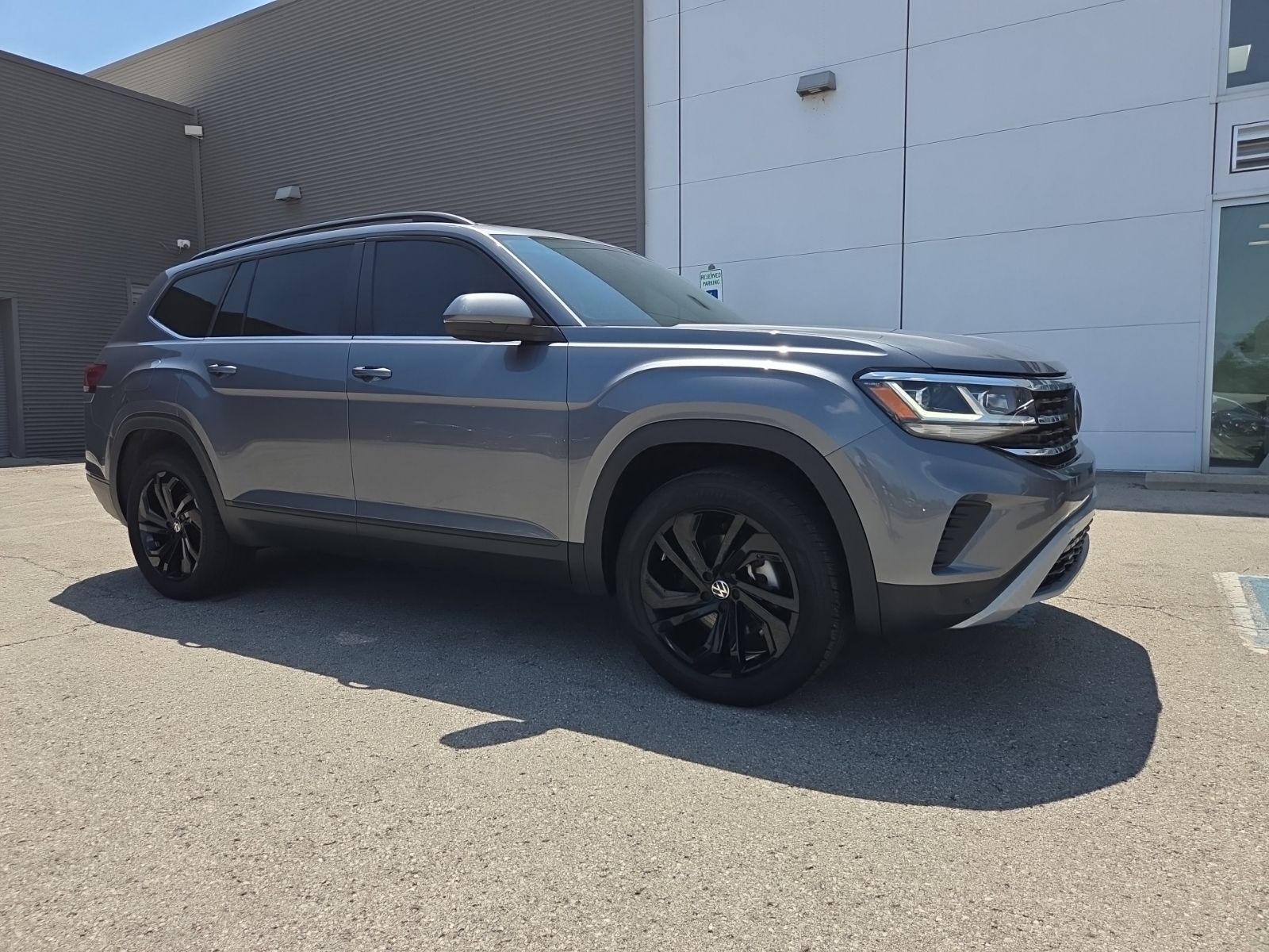 used 2023 Volkswagen Atlas car, priced at $32,150