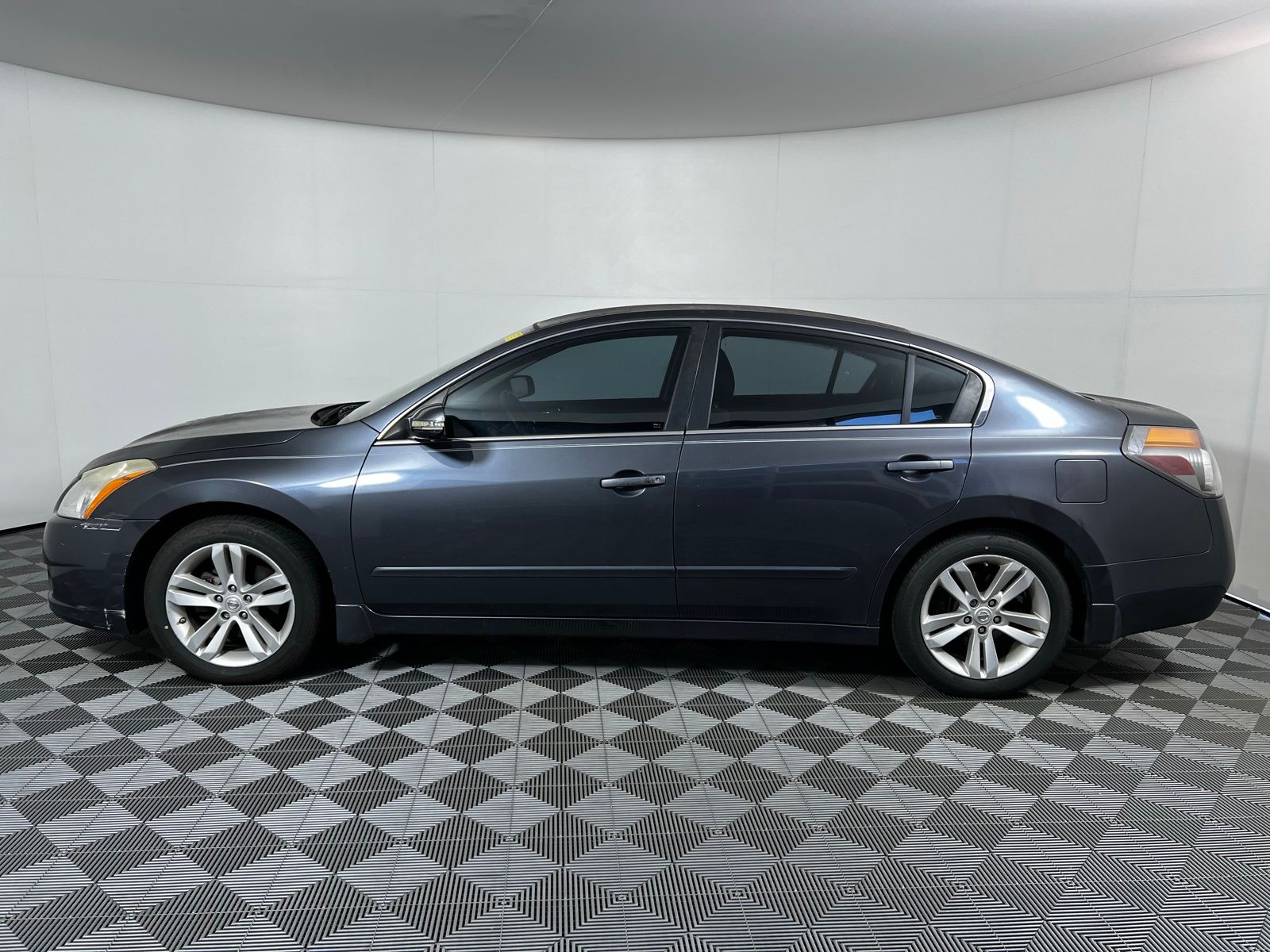Thumbnail: 2012 Nissan Altima - 8