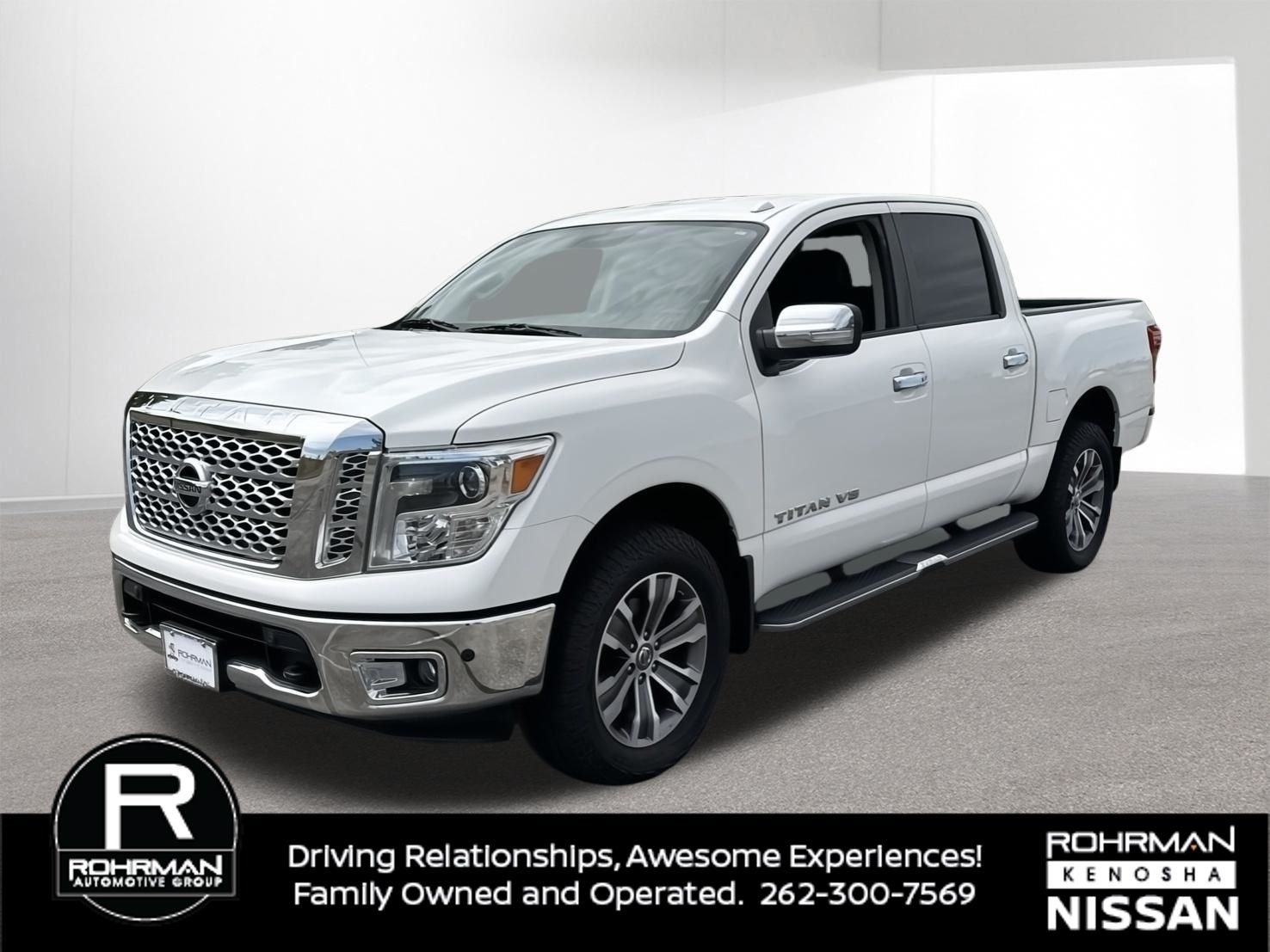 Pearl White Metallic 2019 Nissan Titan SL Crew Cab 4WD Pickup Truck Four-Wheel Drive 7-Speed Automatic