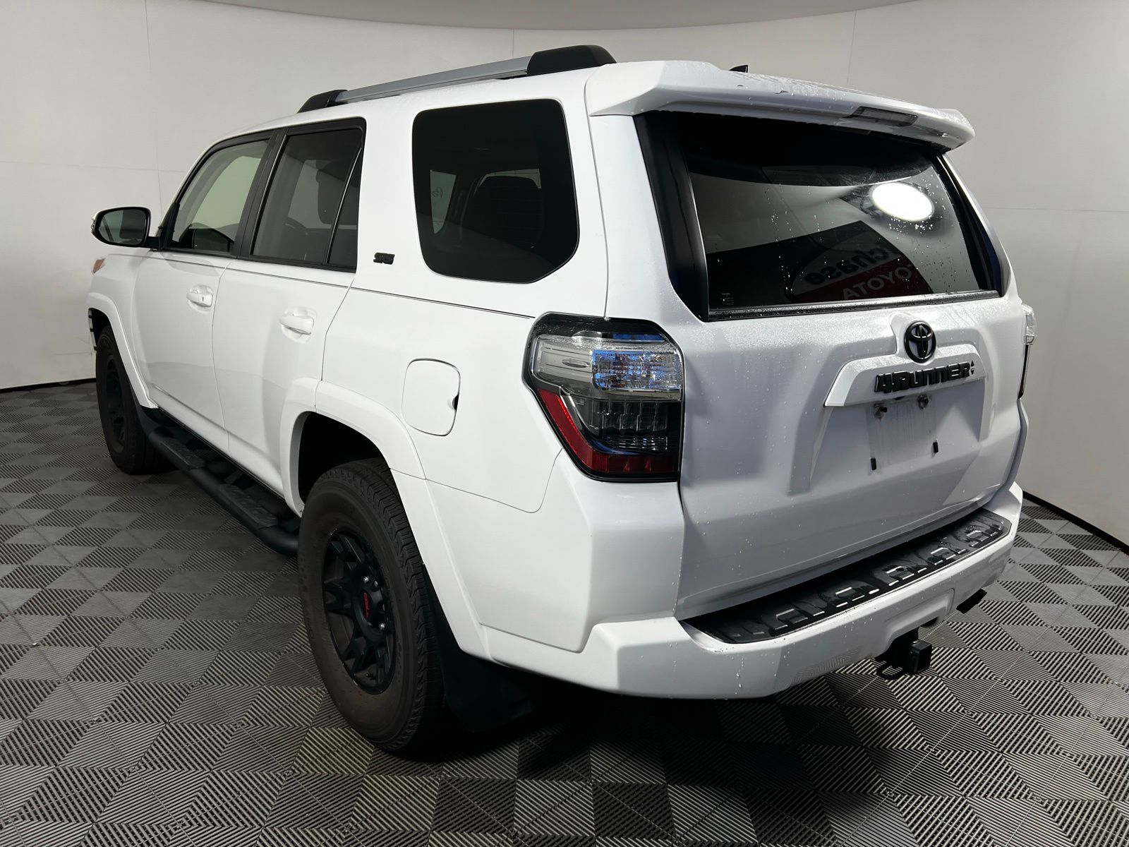 Thumbnail: 2023 Toyota 4Runner - 7