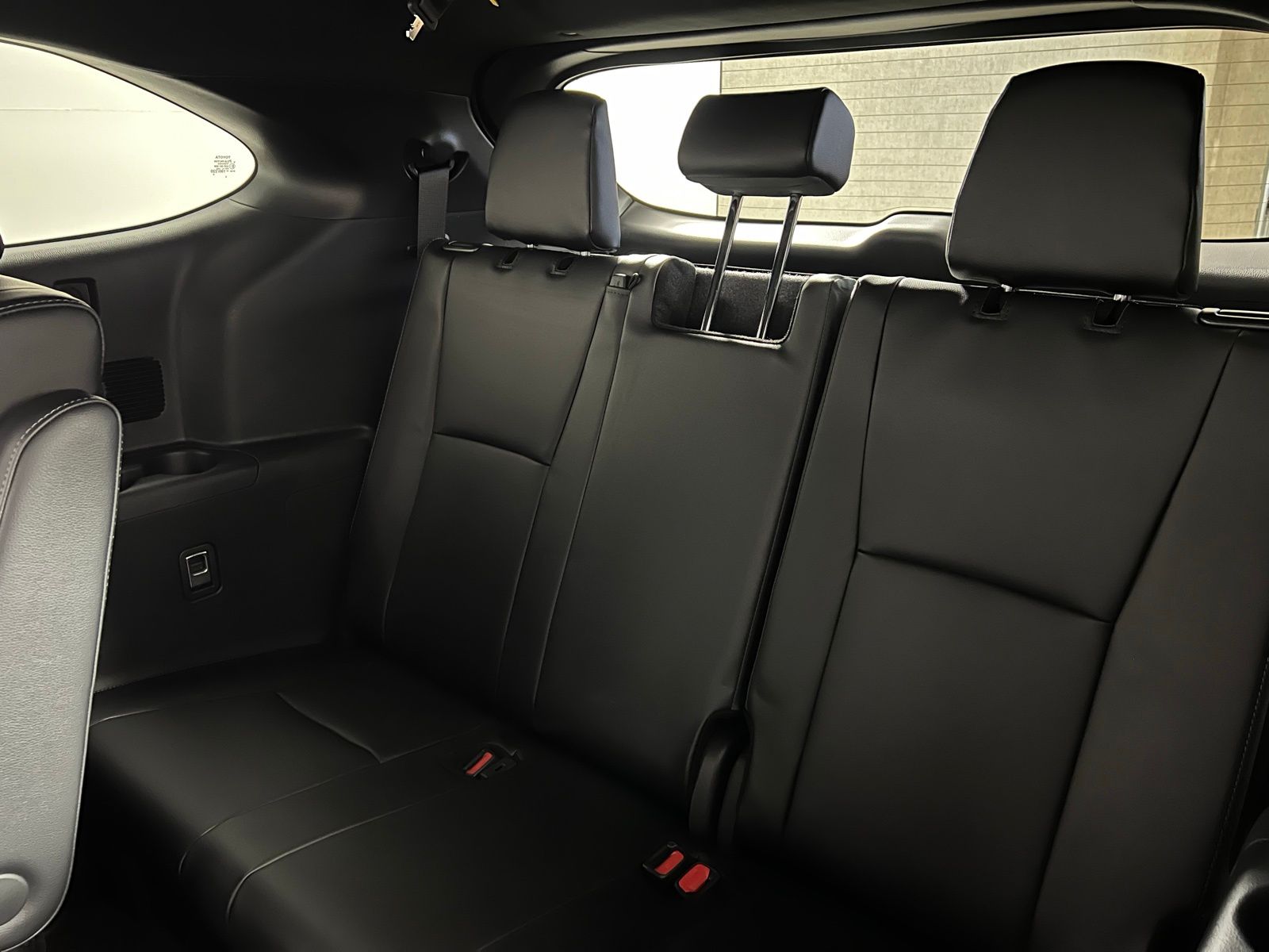 Thumbnail: 2025 Toyota Highlander - 17