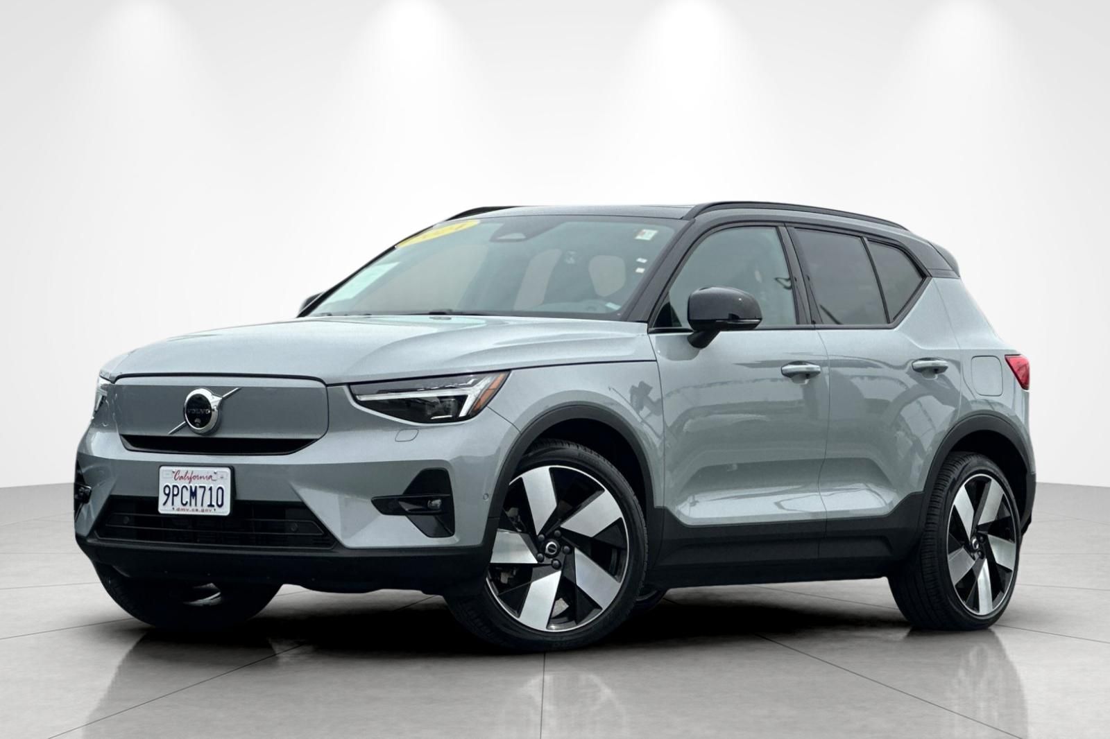 Gray Metallic 2024 Volvo XC40 Recharge Ultimate RWD SUV / Crossover Rear-Wheel Drive 1-Speed Automatic