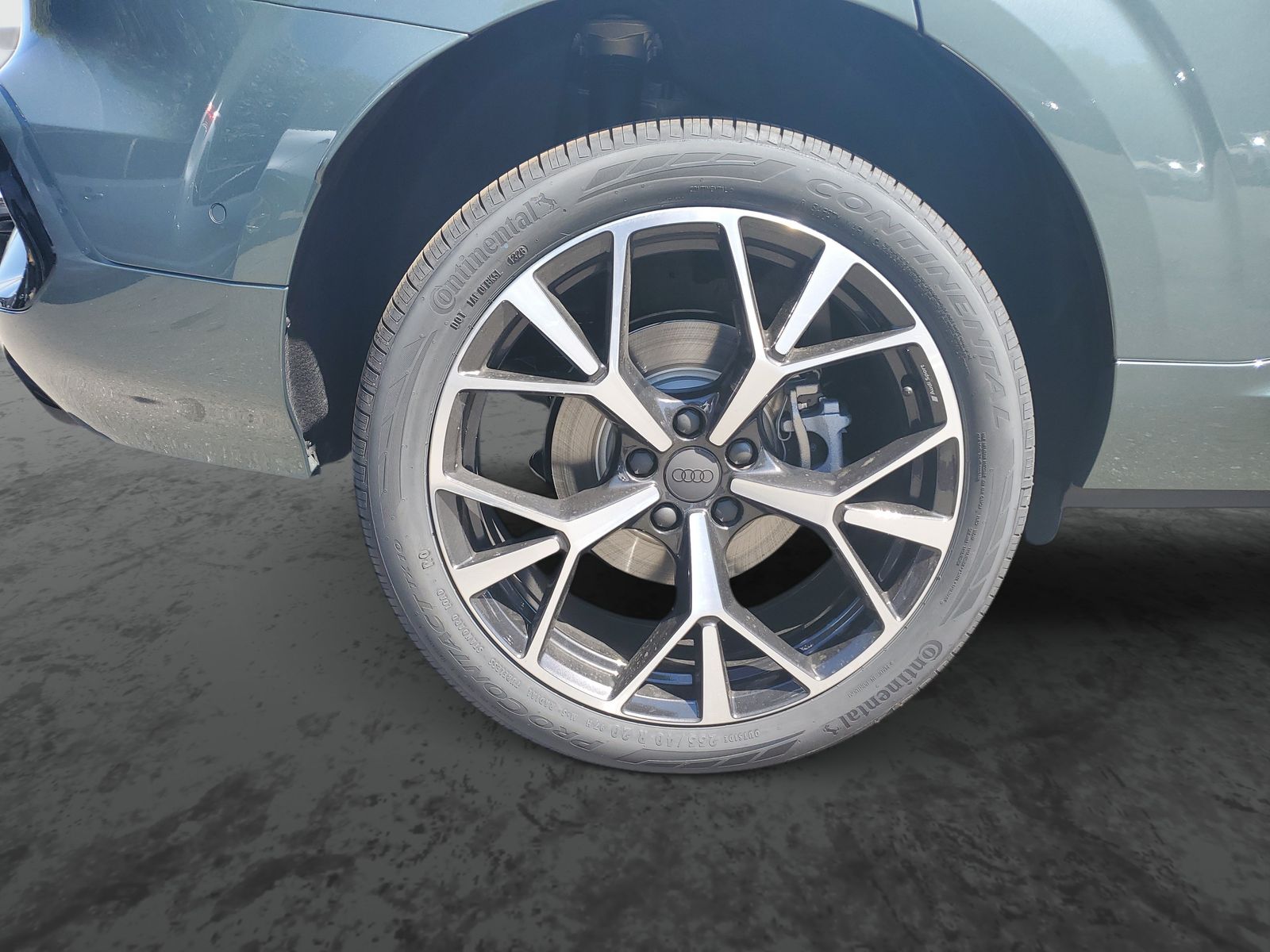 Vehicle photo