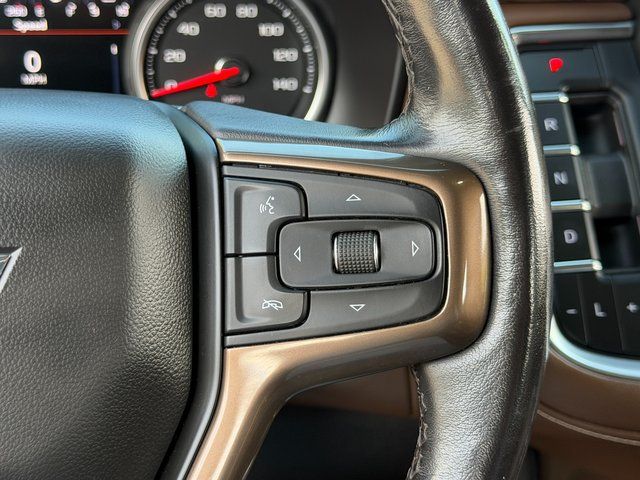 Used 2021 Iridescent Pearl Tricoat Chevrolet High Country image 25