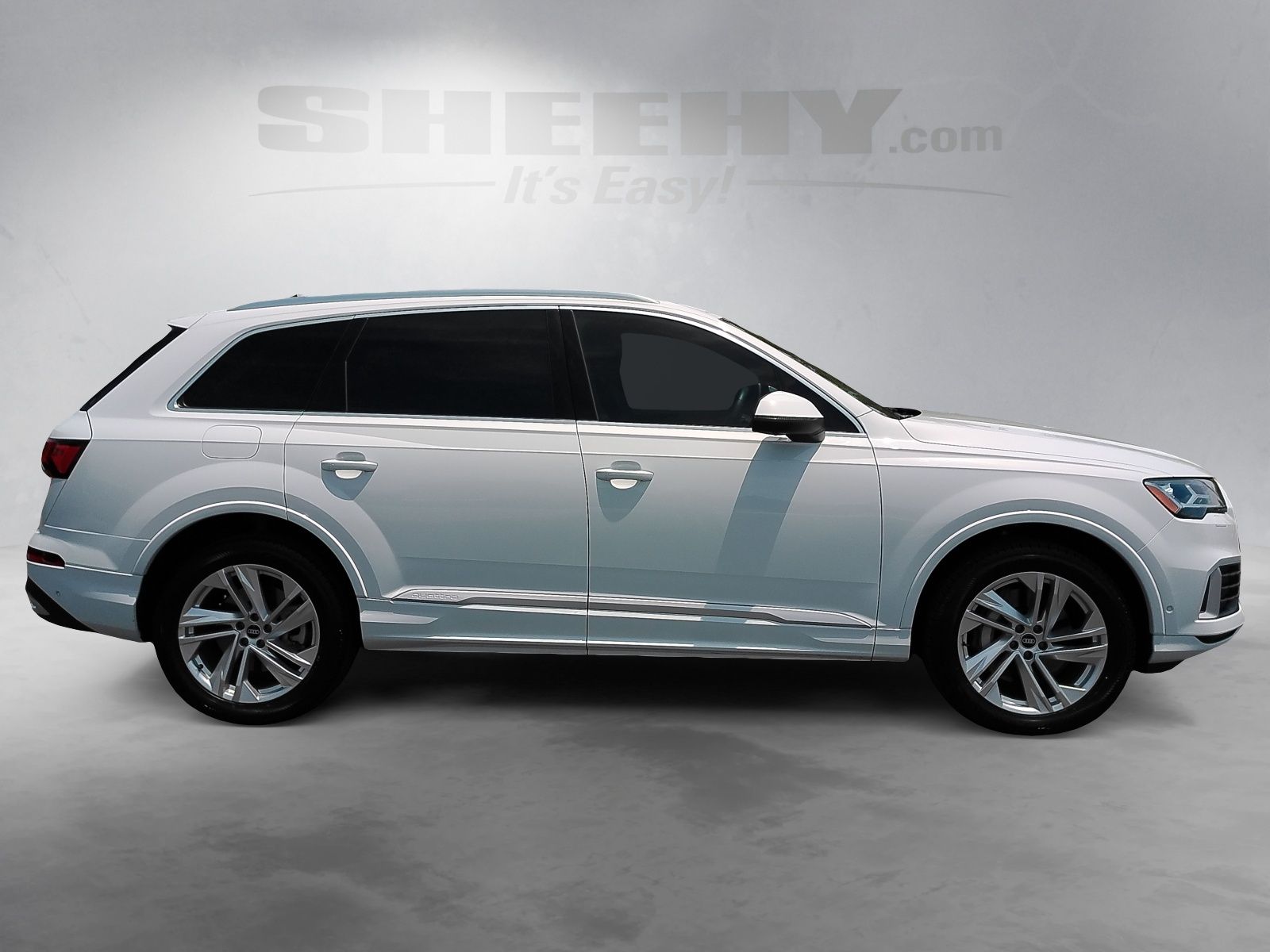 Used 2022  Audi 45 Premium image 10