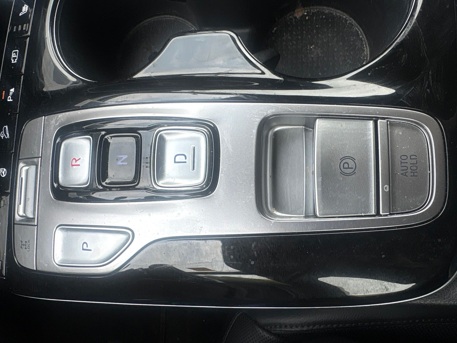 Used 2024 White Hyundai Limited image 21