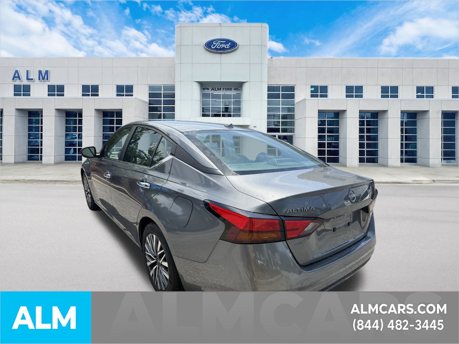 Used 2025 Gray Nissan 2.5 SV image 9