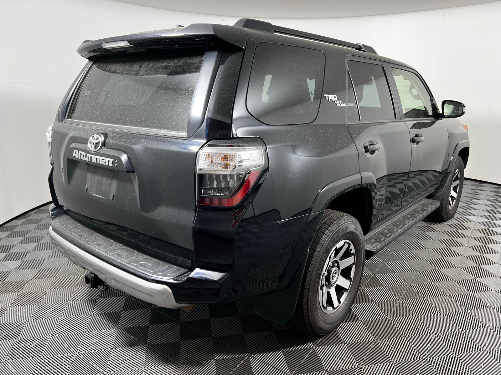 Thumbnail: 2024 Toyota 4Runner - 5
