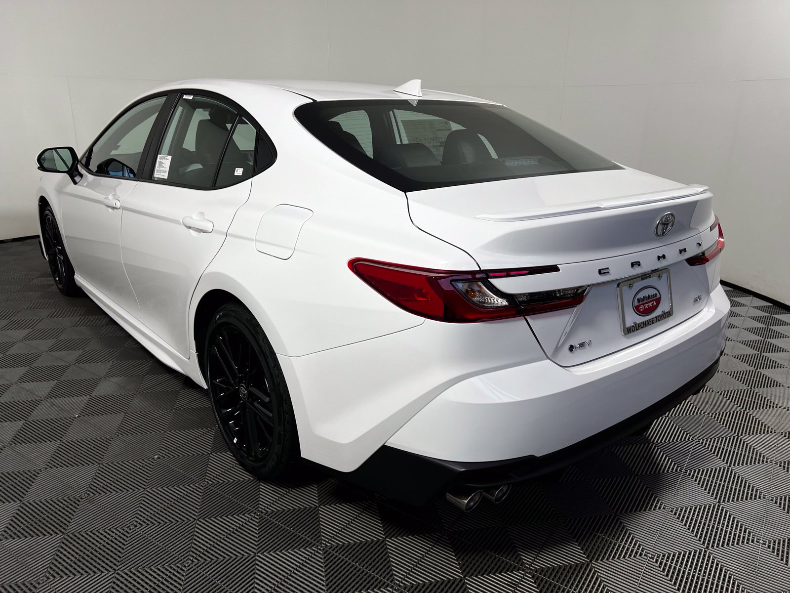 Thumbnail: 2026 Toyota Camry - 7