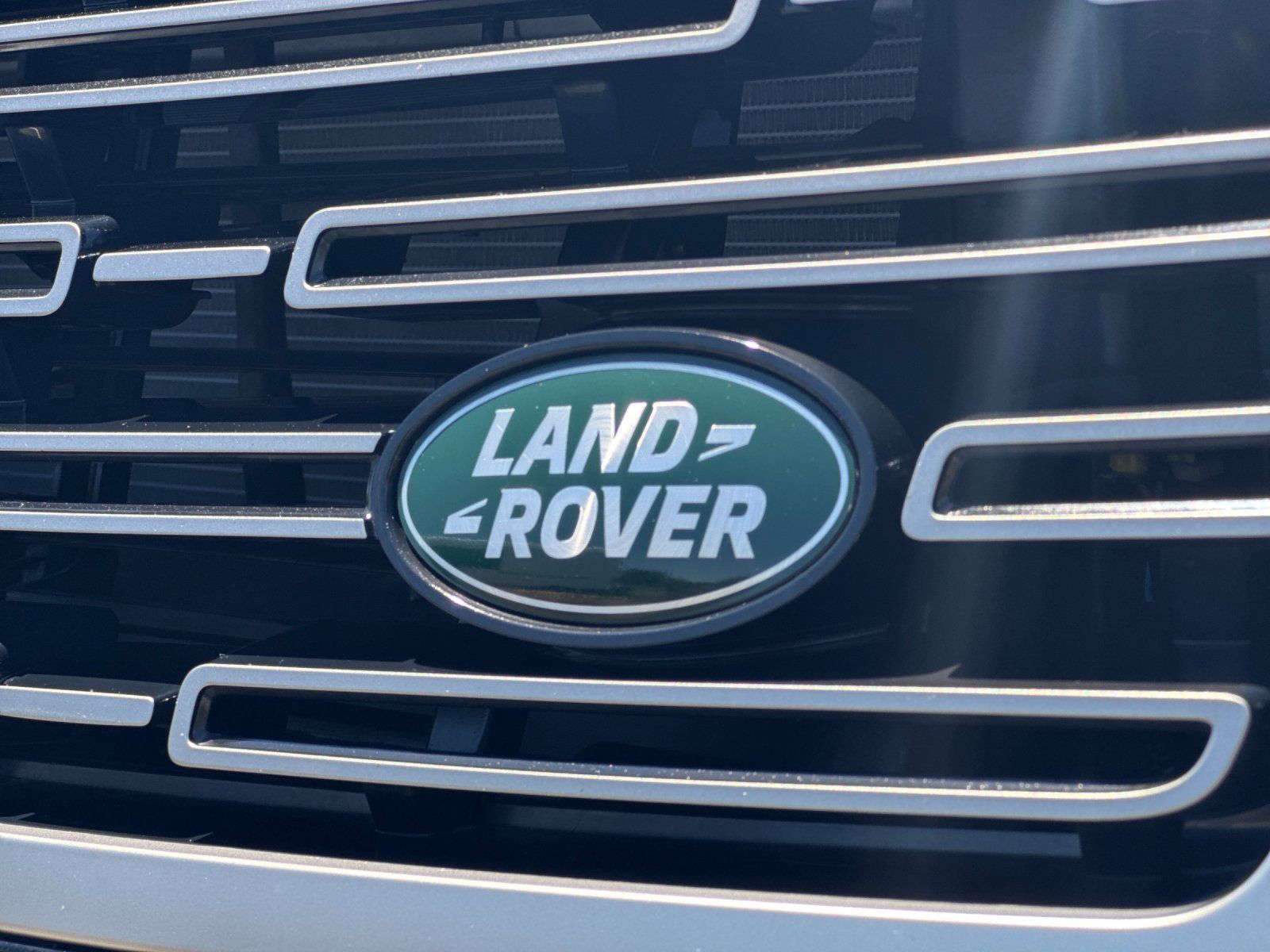 2025 Land Rover Range Rover SE - Photo 26
