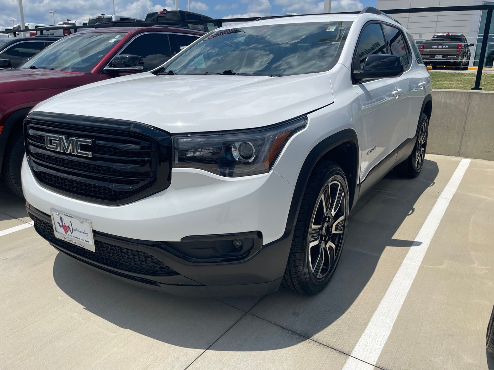 Summit White 2019 GMC Acadia SUV / Crossover Front-Wheel Drive 6-Speed Automatic