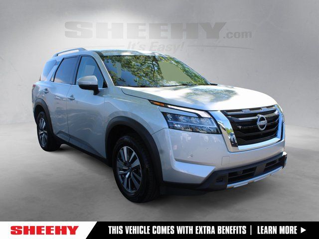 2024 Nissan Pathfinder SL