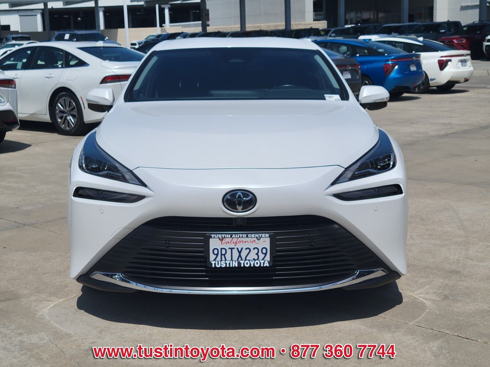 Used 2024 White Toyota XLE image 8