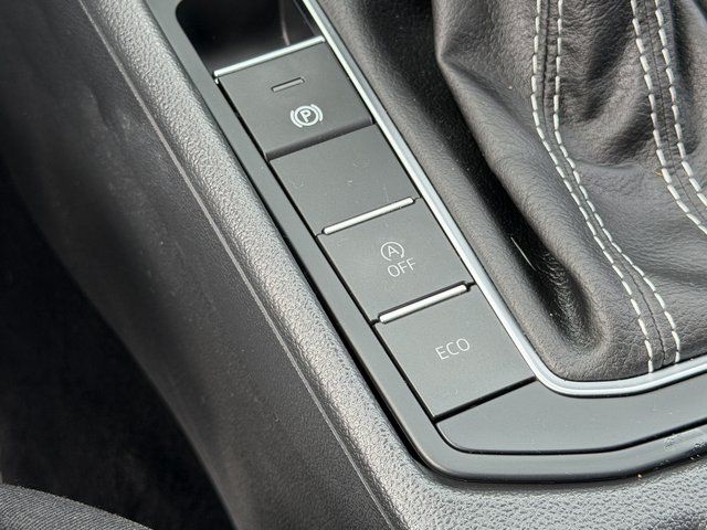 Used 2025 Black Volkswagen 1.5T Sport image 23