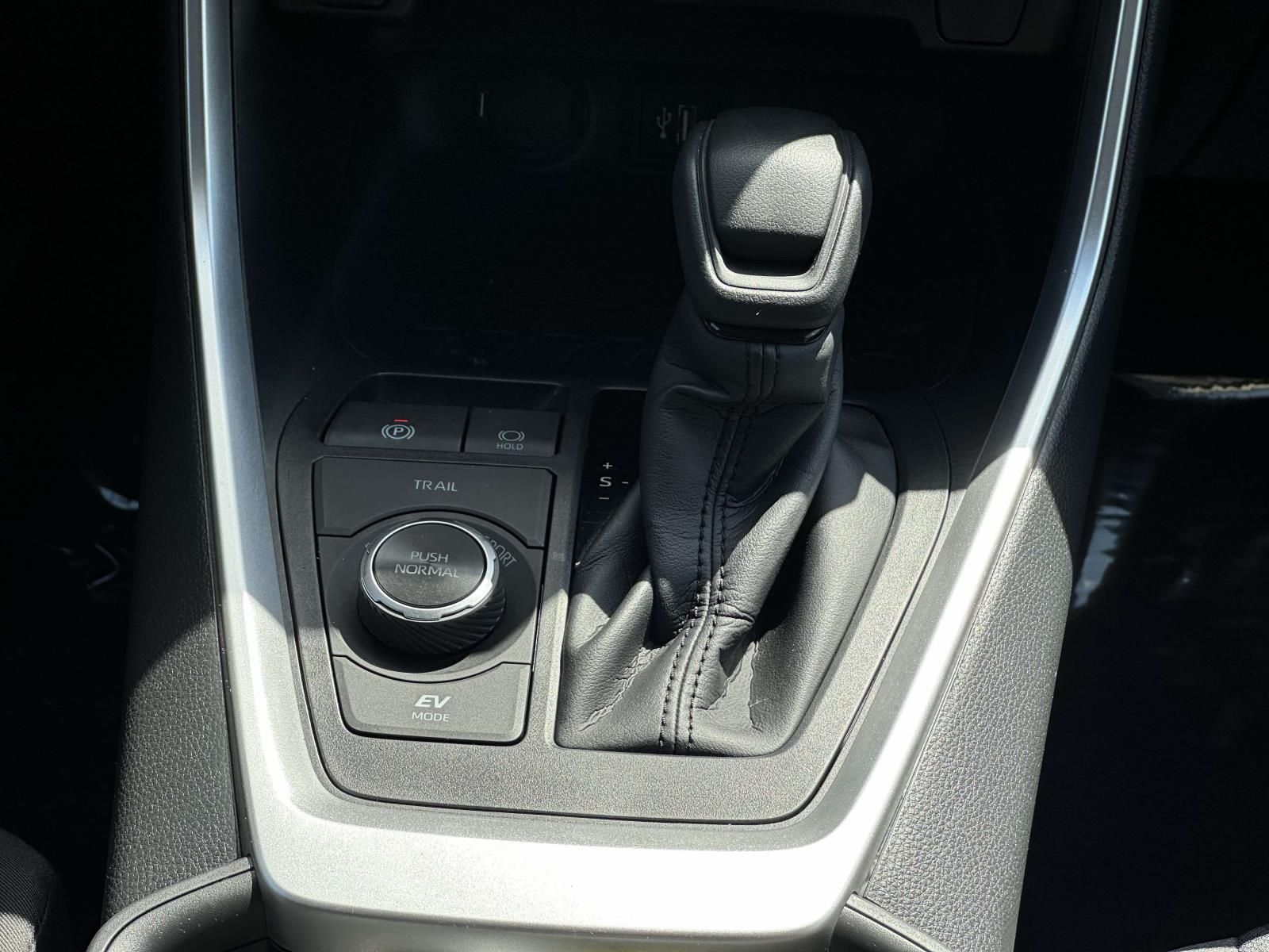 Used 2025 Black Toyota XLE image 19