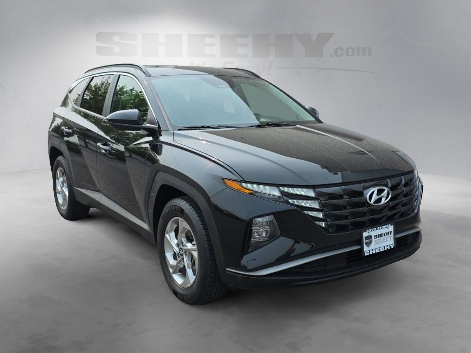 Used 2024 Black Hyundai SEL image 2