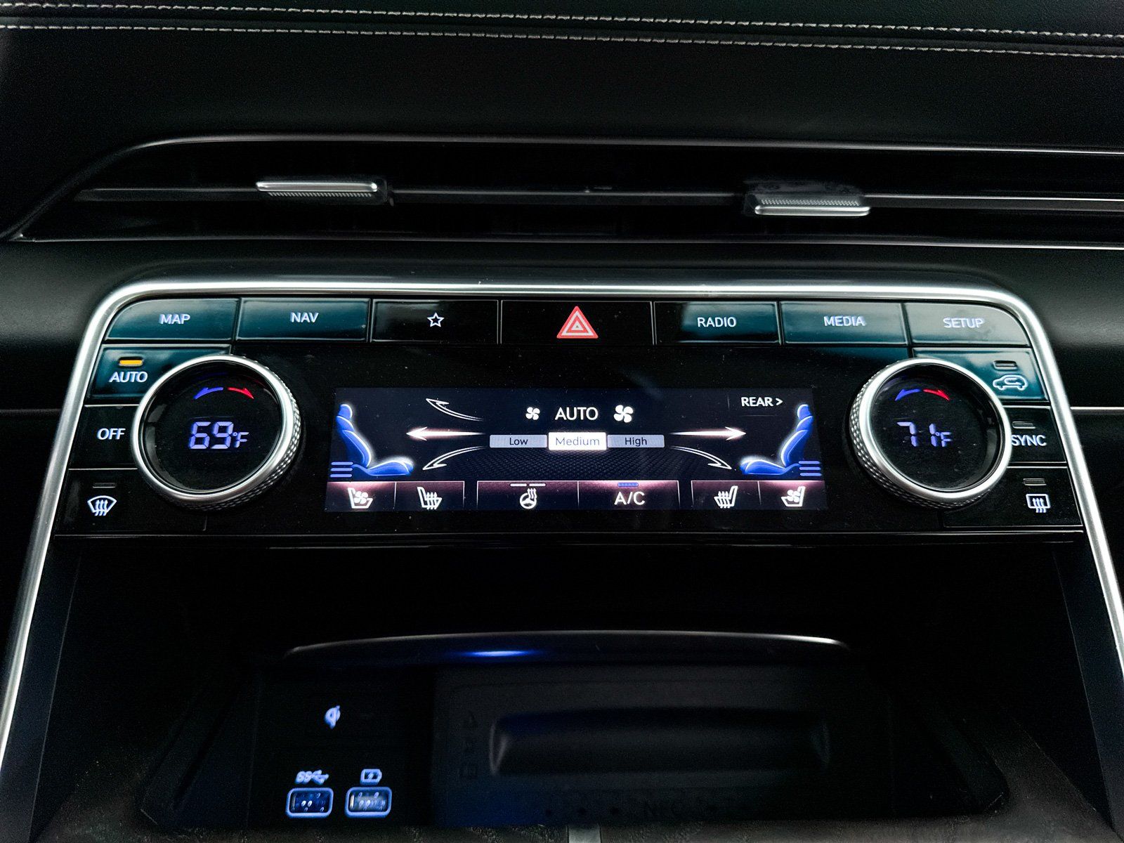 2024 GENESIS GV80 Standard - Photo 41