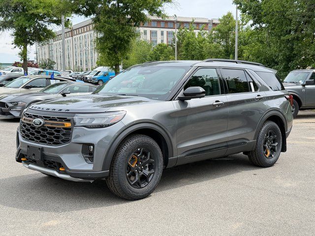 New 2026 Carbonized Gray Metallic Ford Tremor image 3