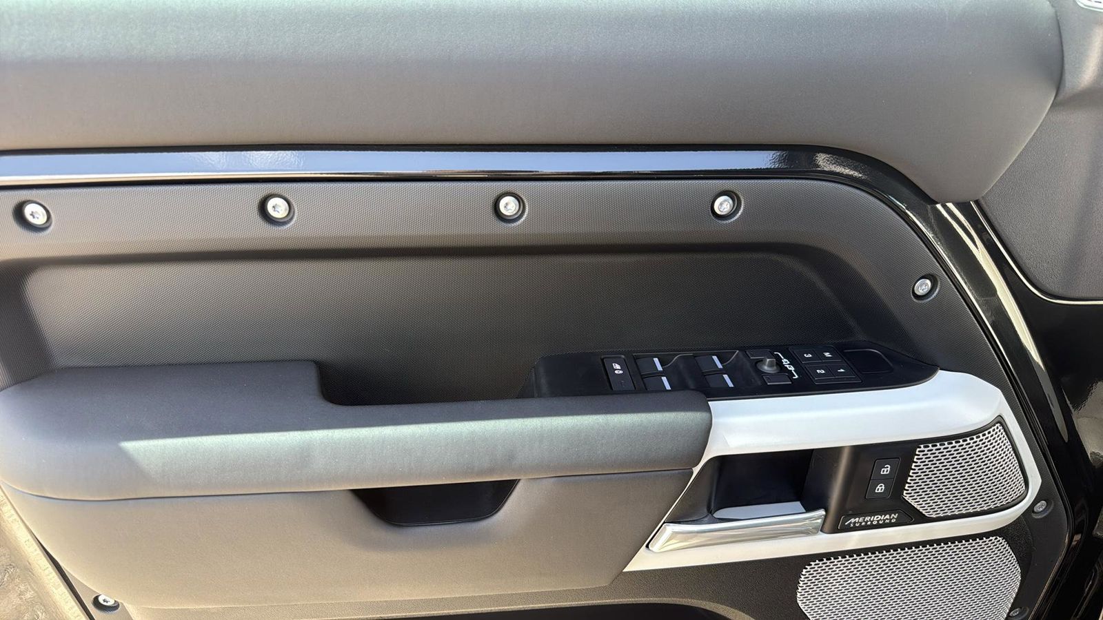 Used Car 2024 Land Rover Defender 130  X-dynamic Se For Sale Under $80,000 In Austin, Texas