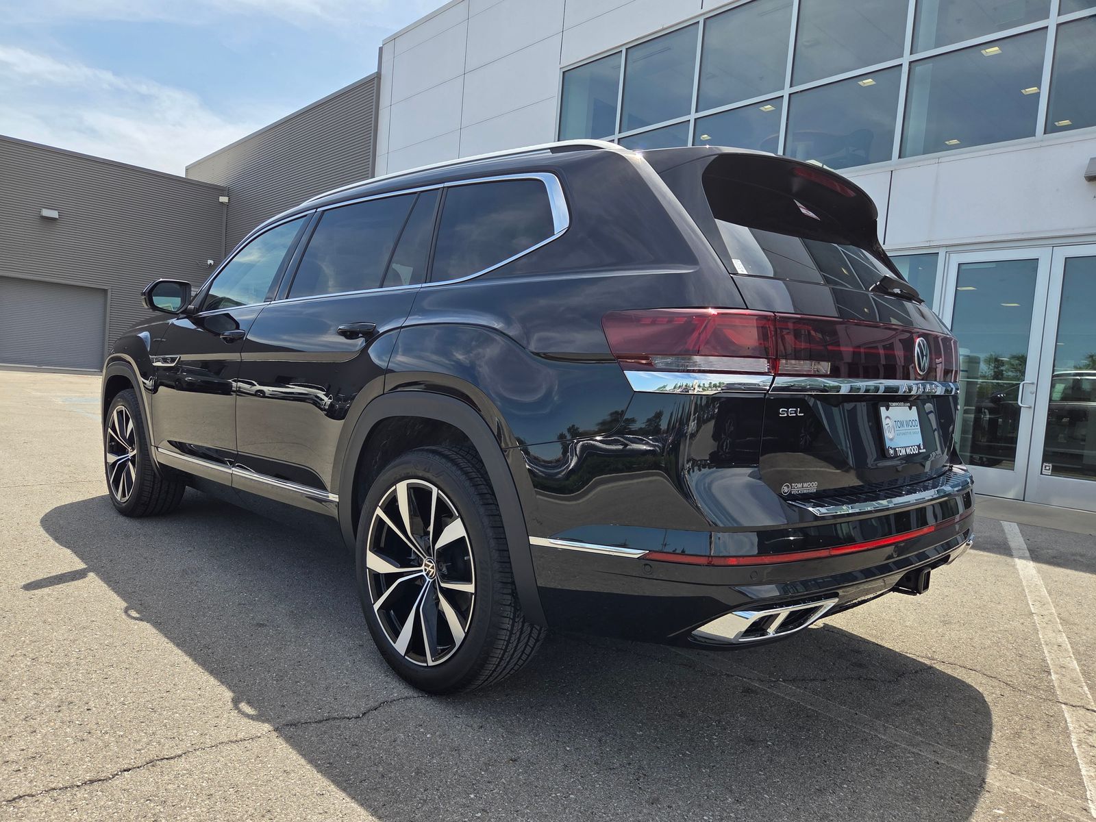 new 2026 Volkswagen Atlas car, priced at $53,803