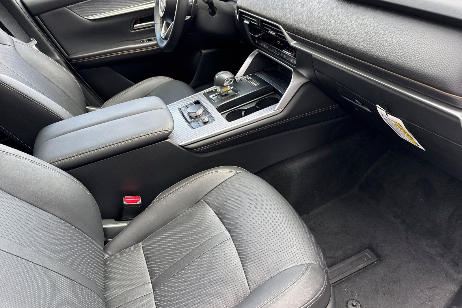 Used 2025 White Mazda Premium image 18
