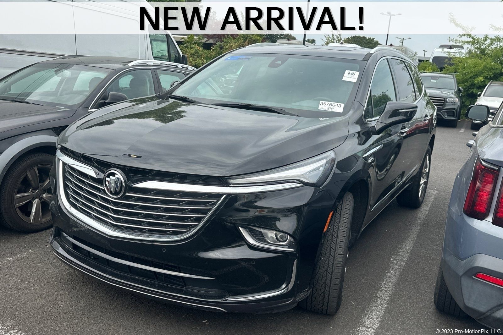 2023 Buick Enclave Essence AWD