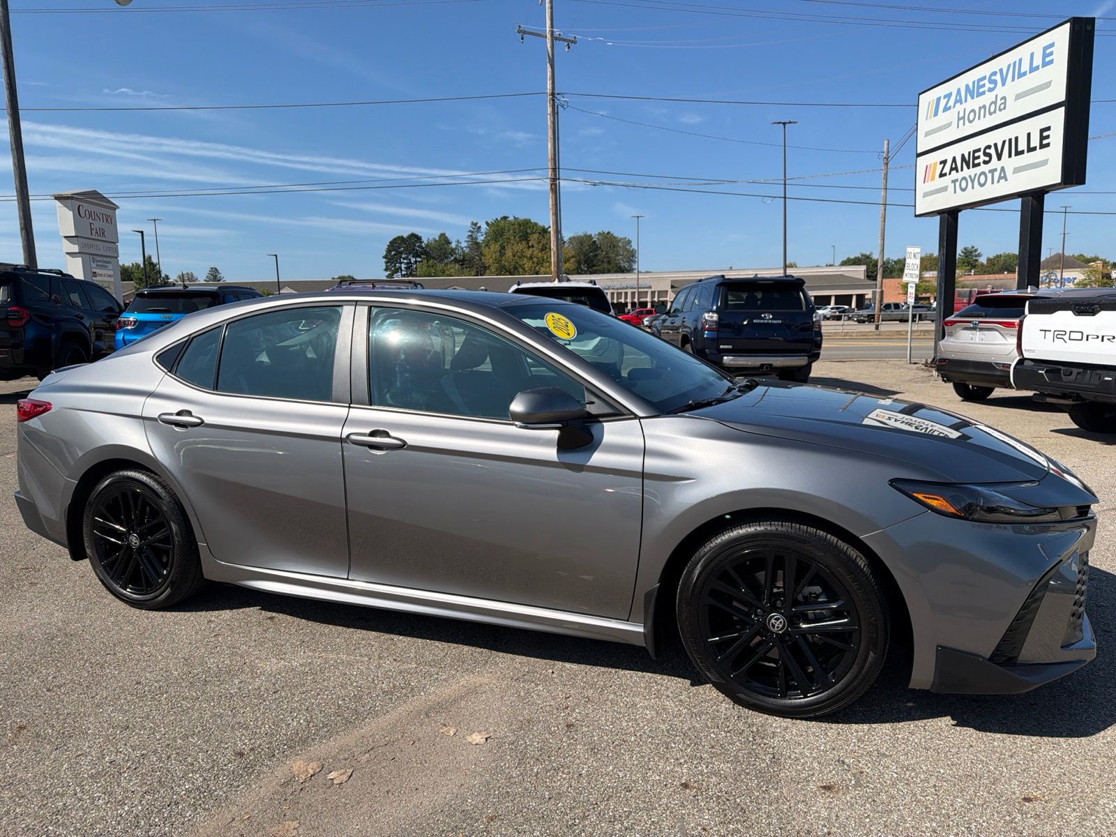 2025 Toyota Camry Heavy Metal Sedán Tracción delantera Transmisión variable continua