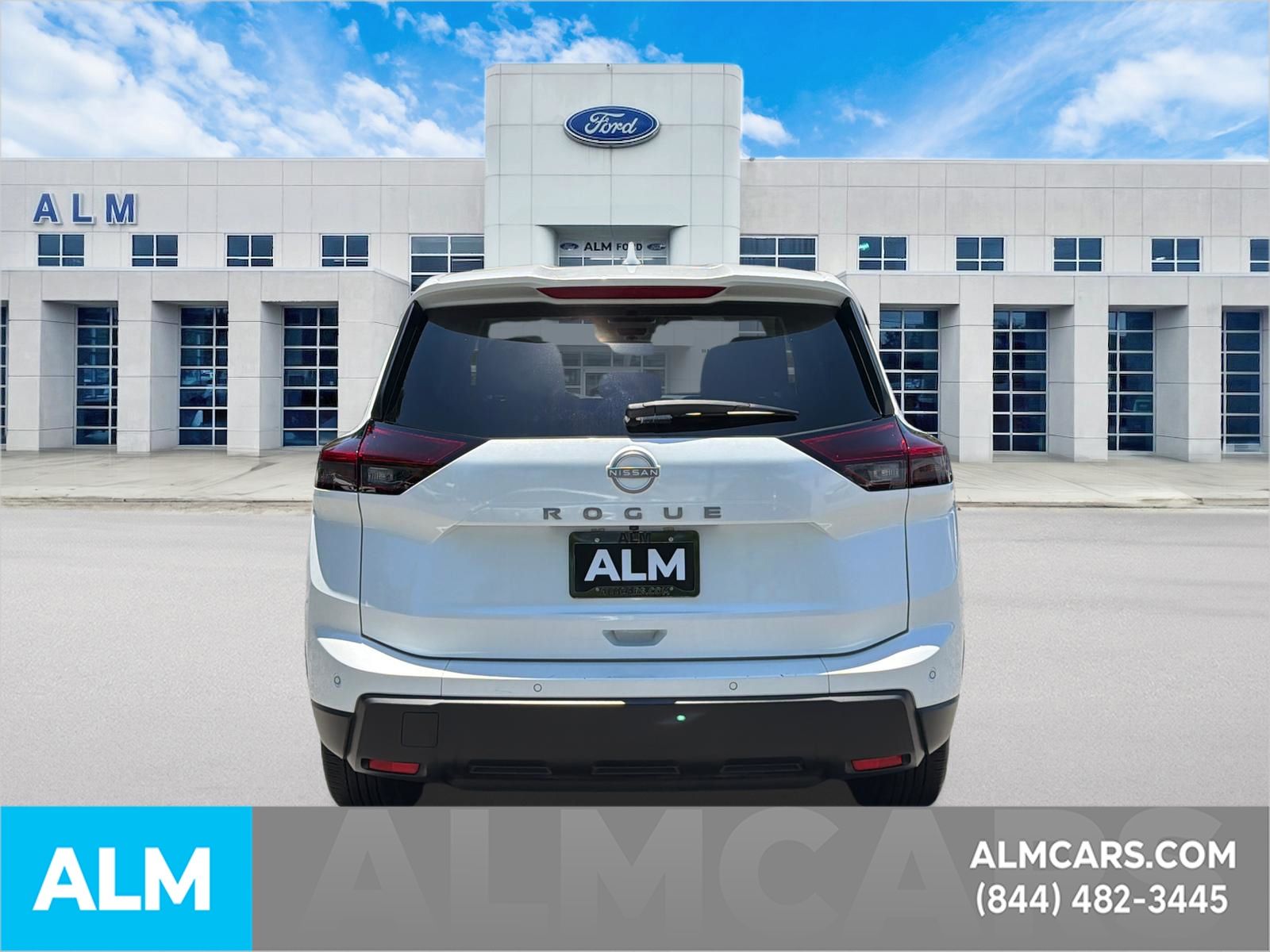 Certified Used 2025 Everest White P Nissan SV image 6