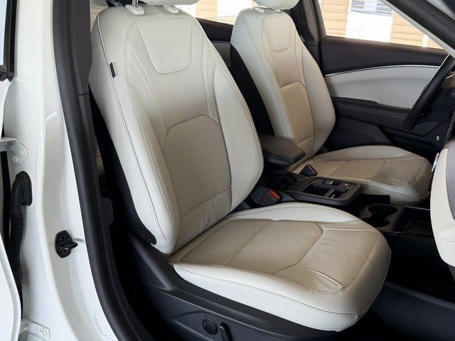 New 2026 Star White Metallic Tri-coat Ford Premium image 11