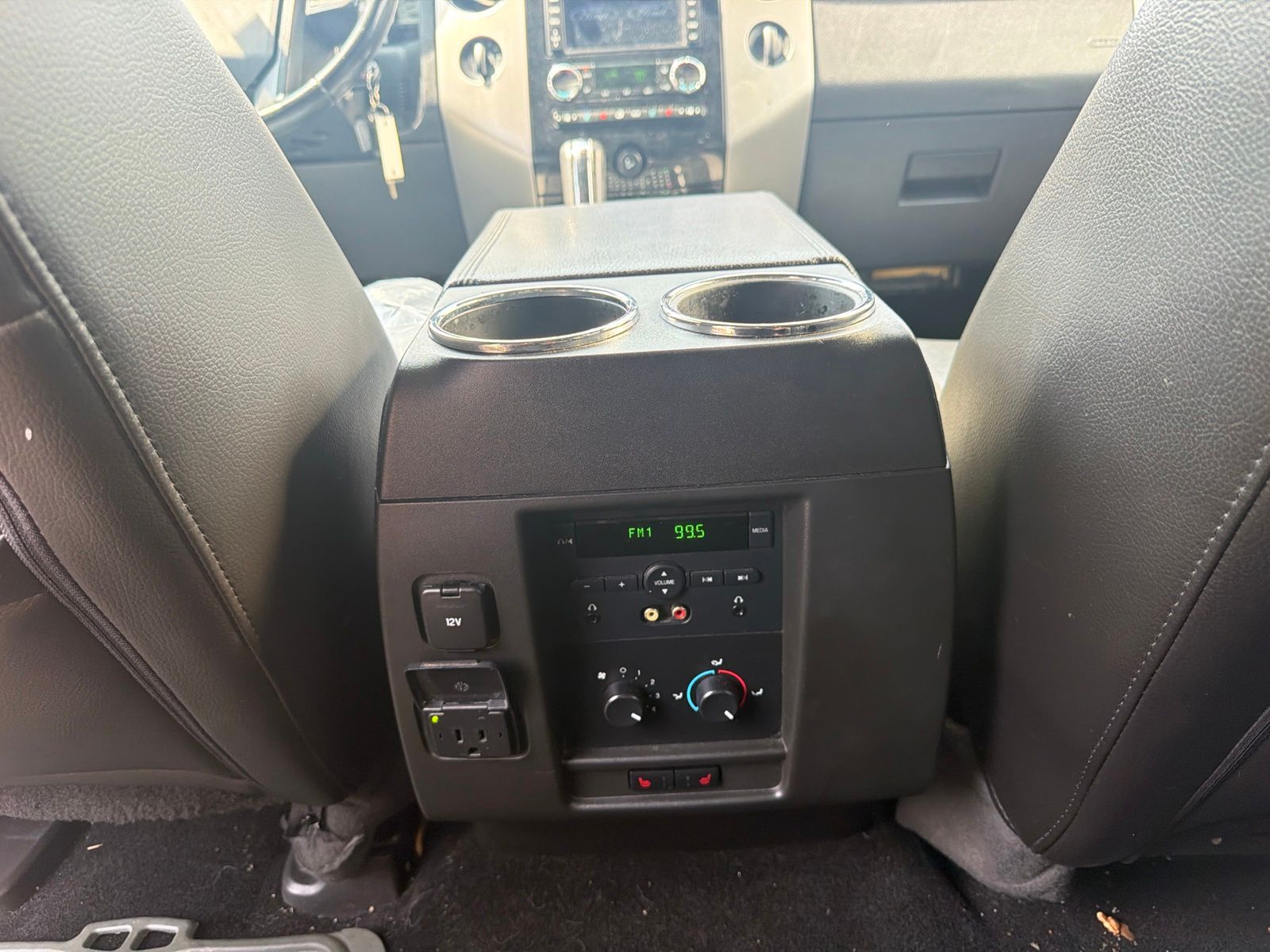 Used 2013 White Ford Limited image 10