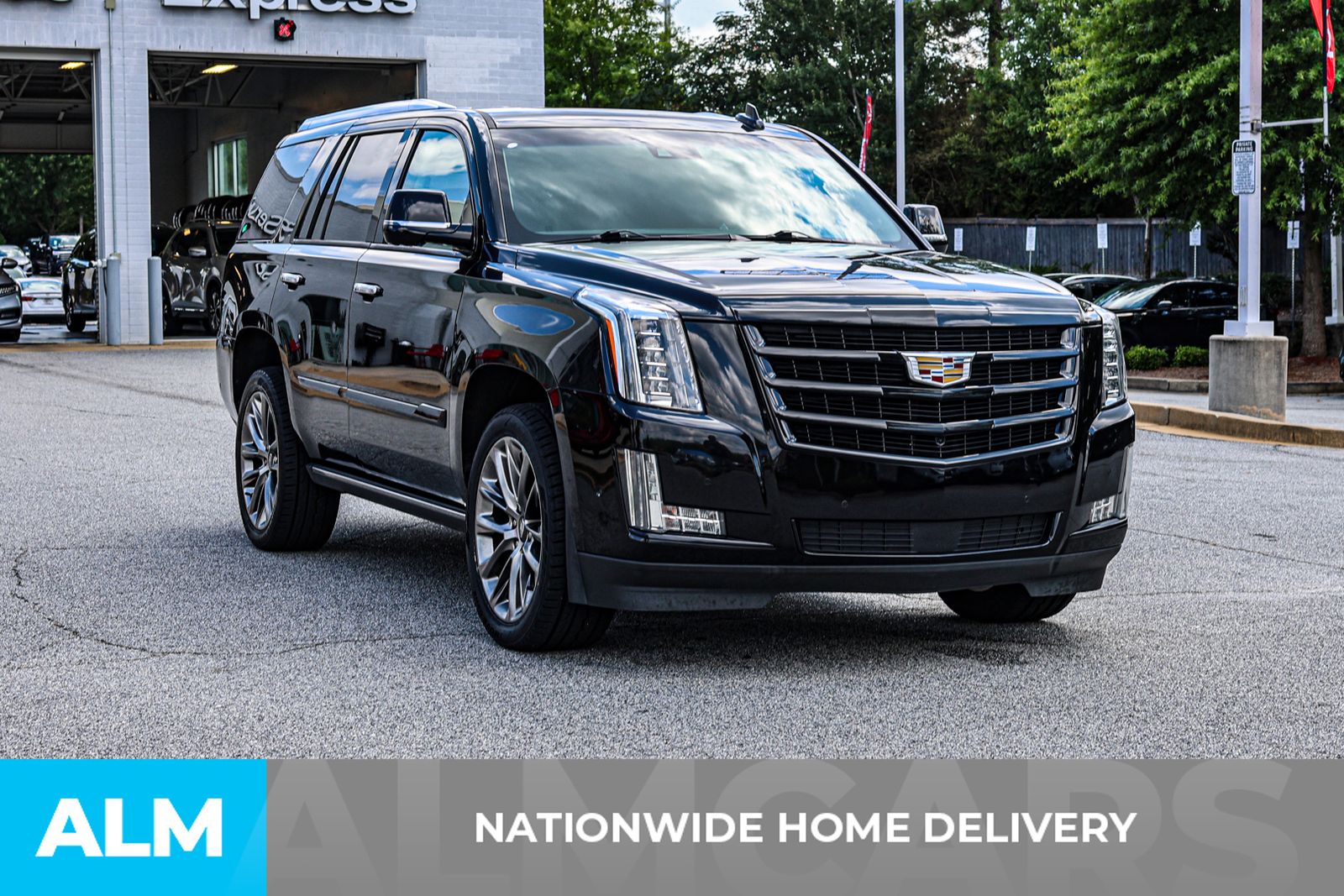 2020 Cadillac Escalade Premium Luxury photo 3
