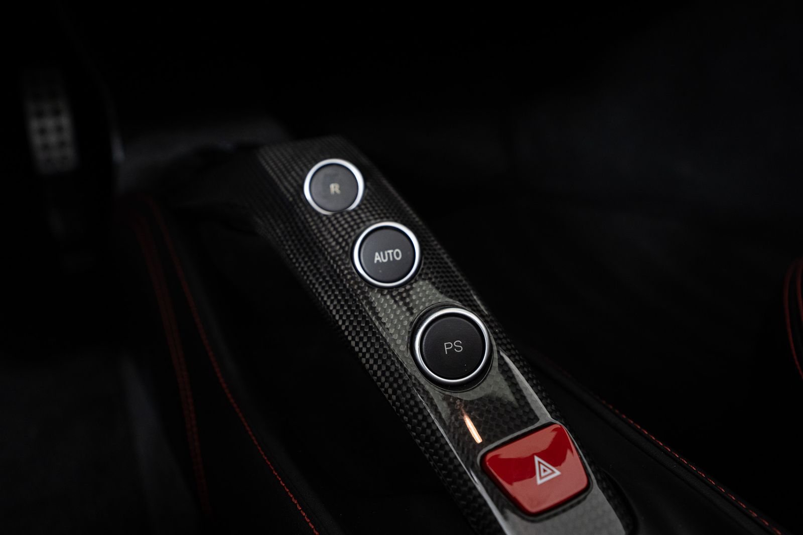 2019 Ferrari 488 Spider — full photo 17 of 43