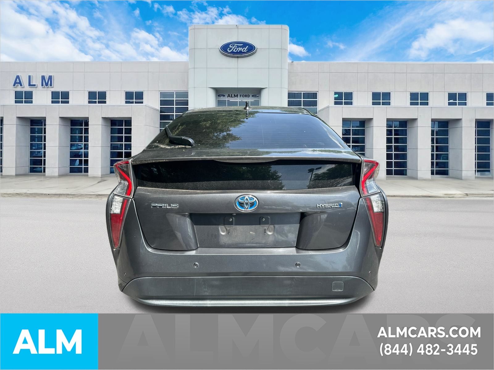 Used 2018 Gray Toyota Two image 6