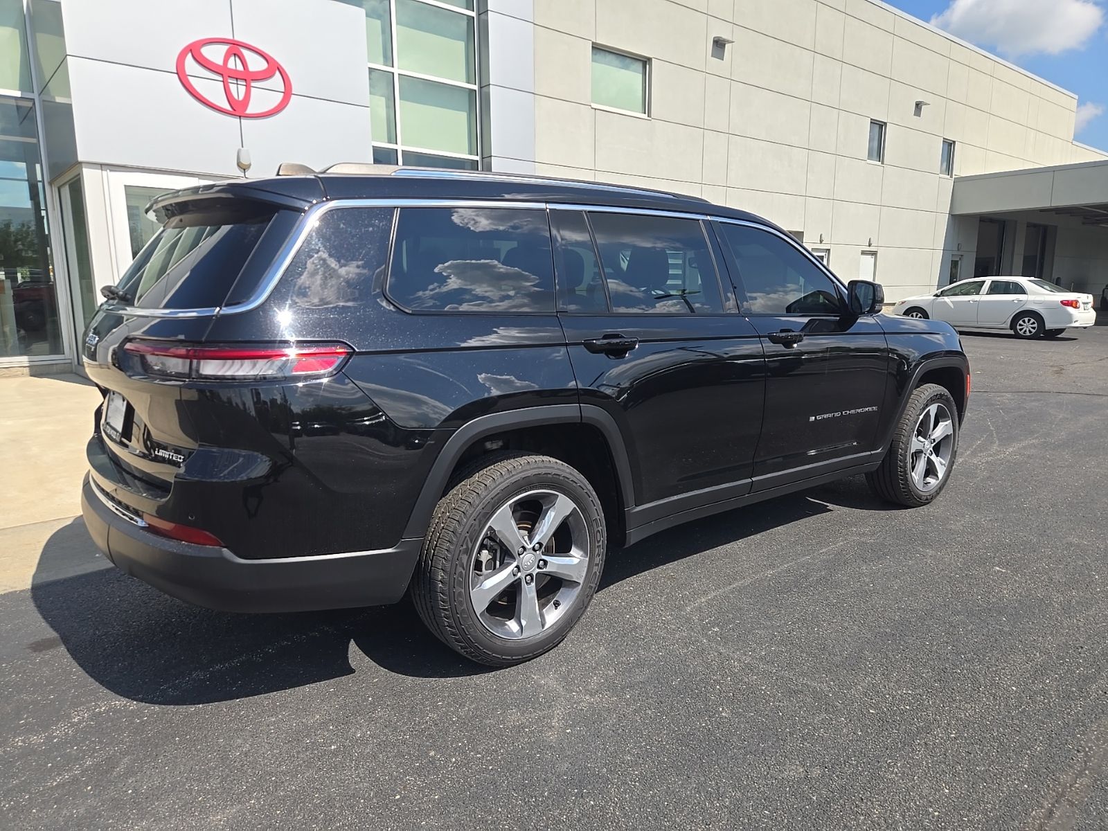 2023 Jeep Grand Cherokee L Limited - Photo 10