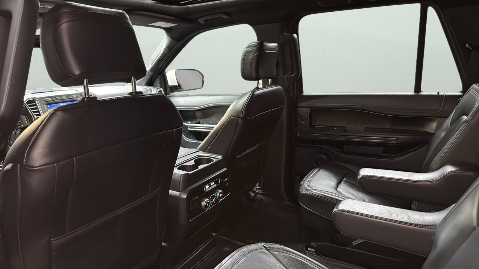 Used Car 2020 Ford Expedition Max  Limited For Sale Under $25,000 In Austin, Texas