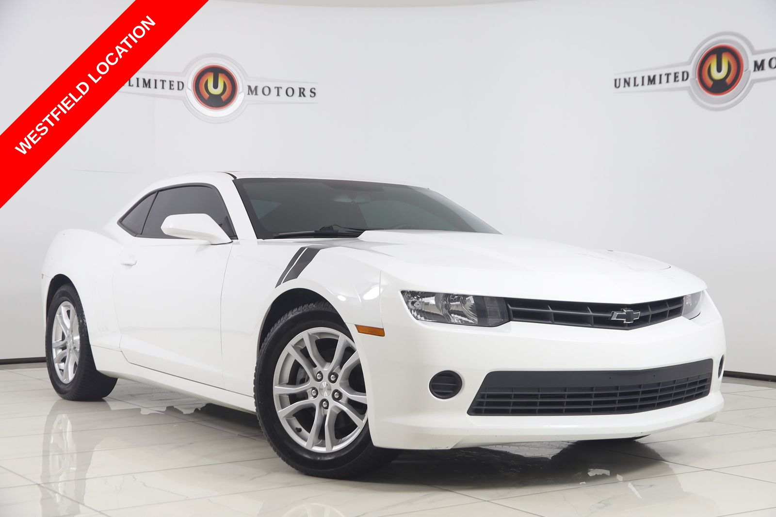 Summit White 2014 Chevrolet Camaro Coupe Rear-Wheel Drive 6-Speed Automatic