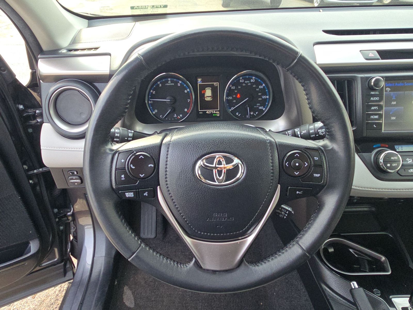 2018 Toyota RAV4 Limited 11