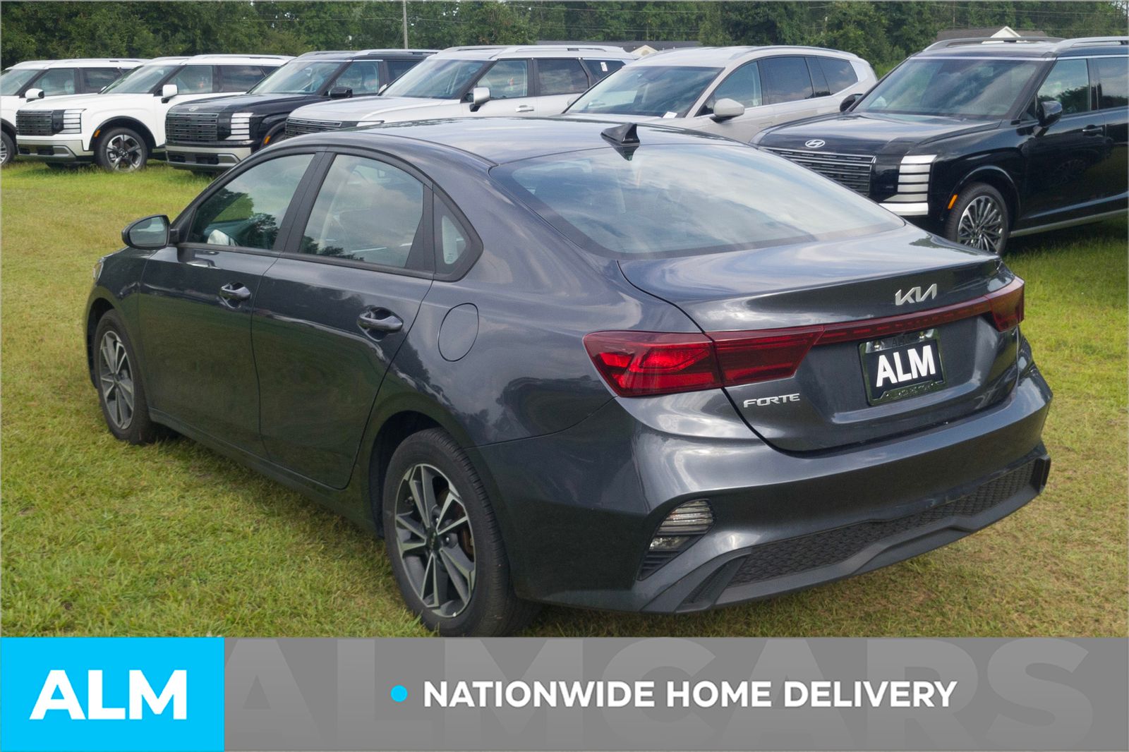 Used 2023 Gray Kia LXS image 5