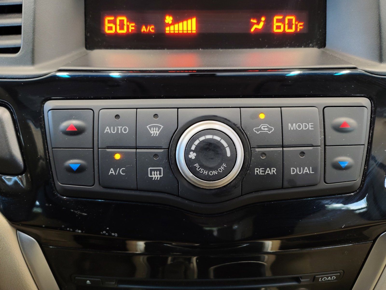 Used Car 2015 Nissan Pathfinder  S For Sale Under $10,000 In San Antonio, Texas