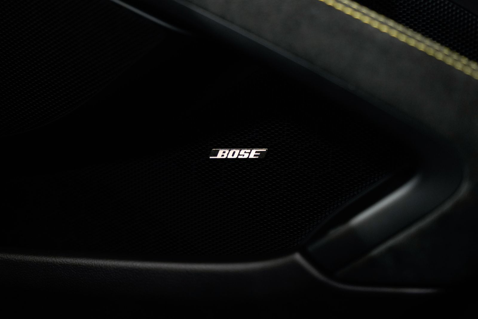 2021 Porsche 718 Cayman GT4 — photo 15