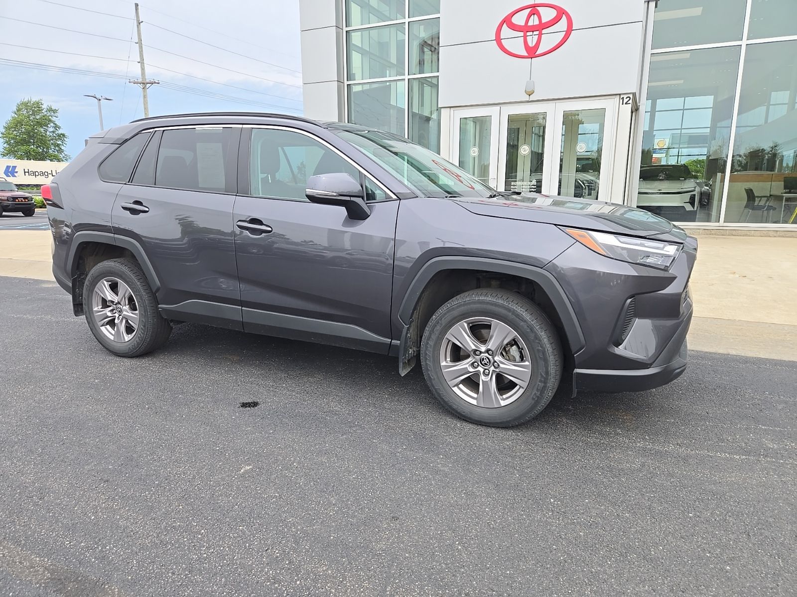2023 Toyota RAV4 XLE