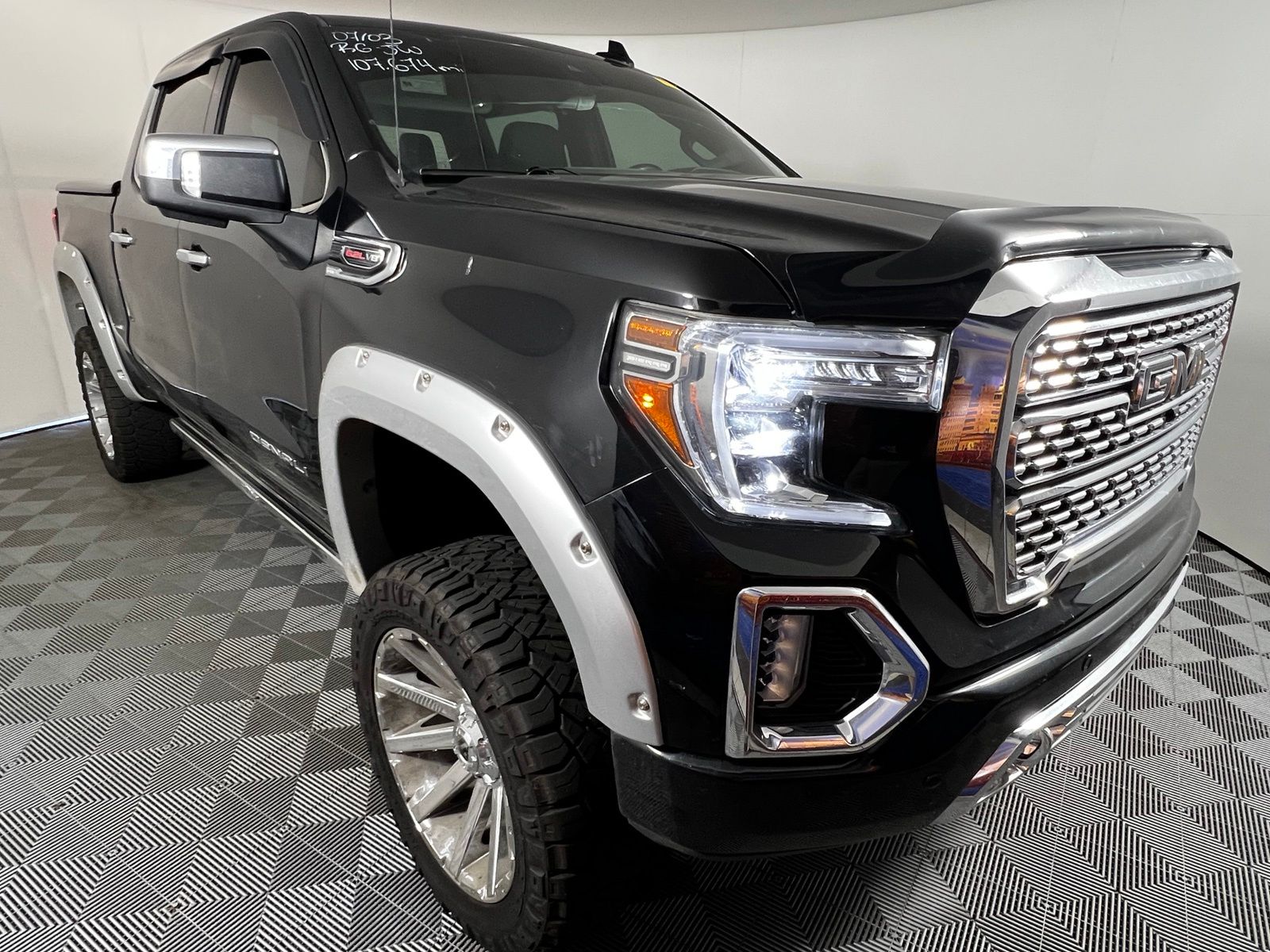 Thumbnail: 2019 GMC Sierra 1500 - 3