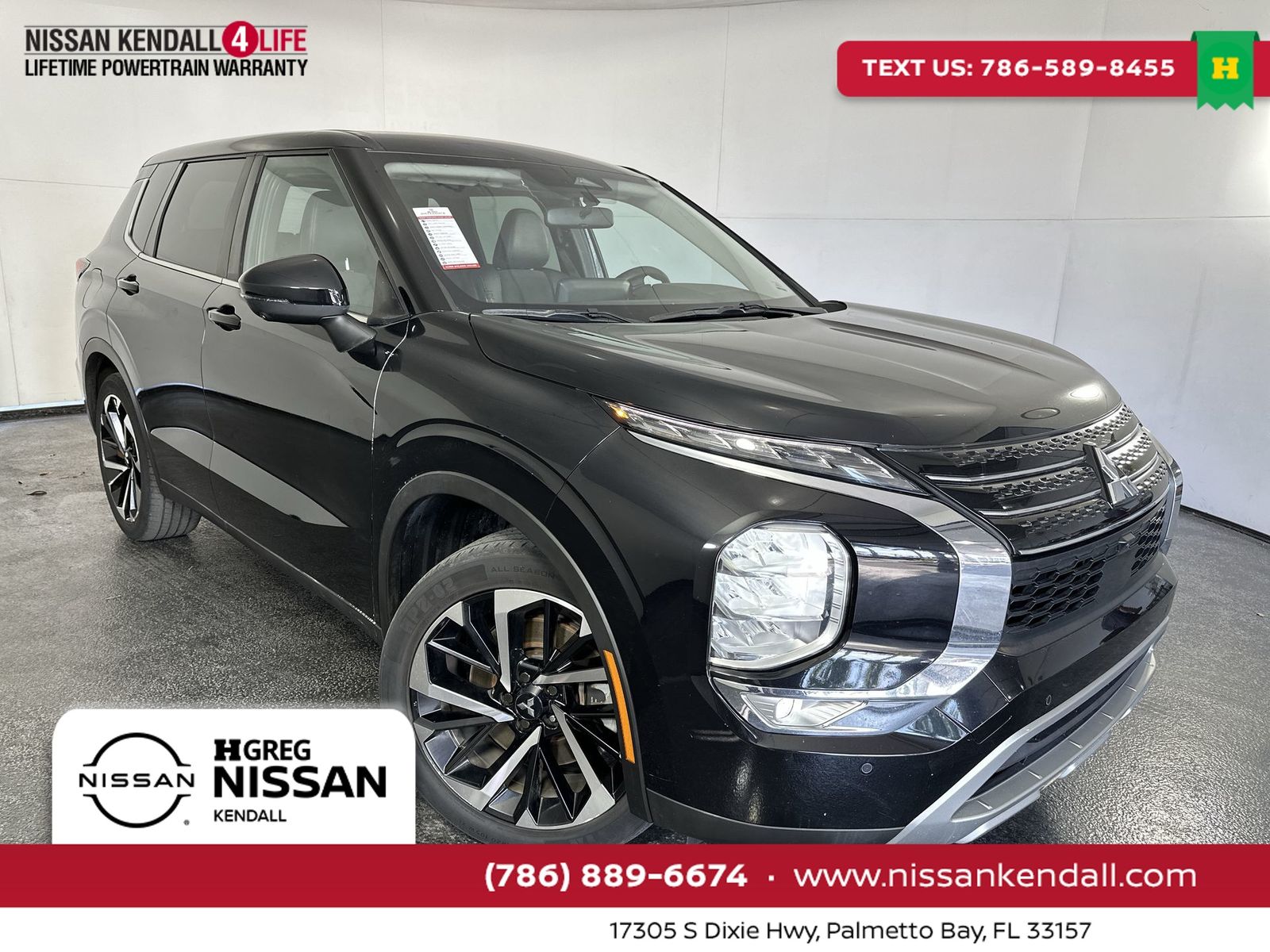 Black 2022 Mitsubishi Outlander SUV / Crossover Continuously Variable Transmission