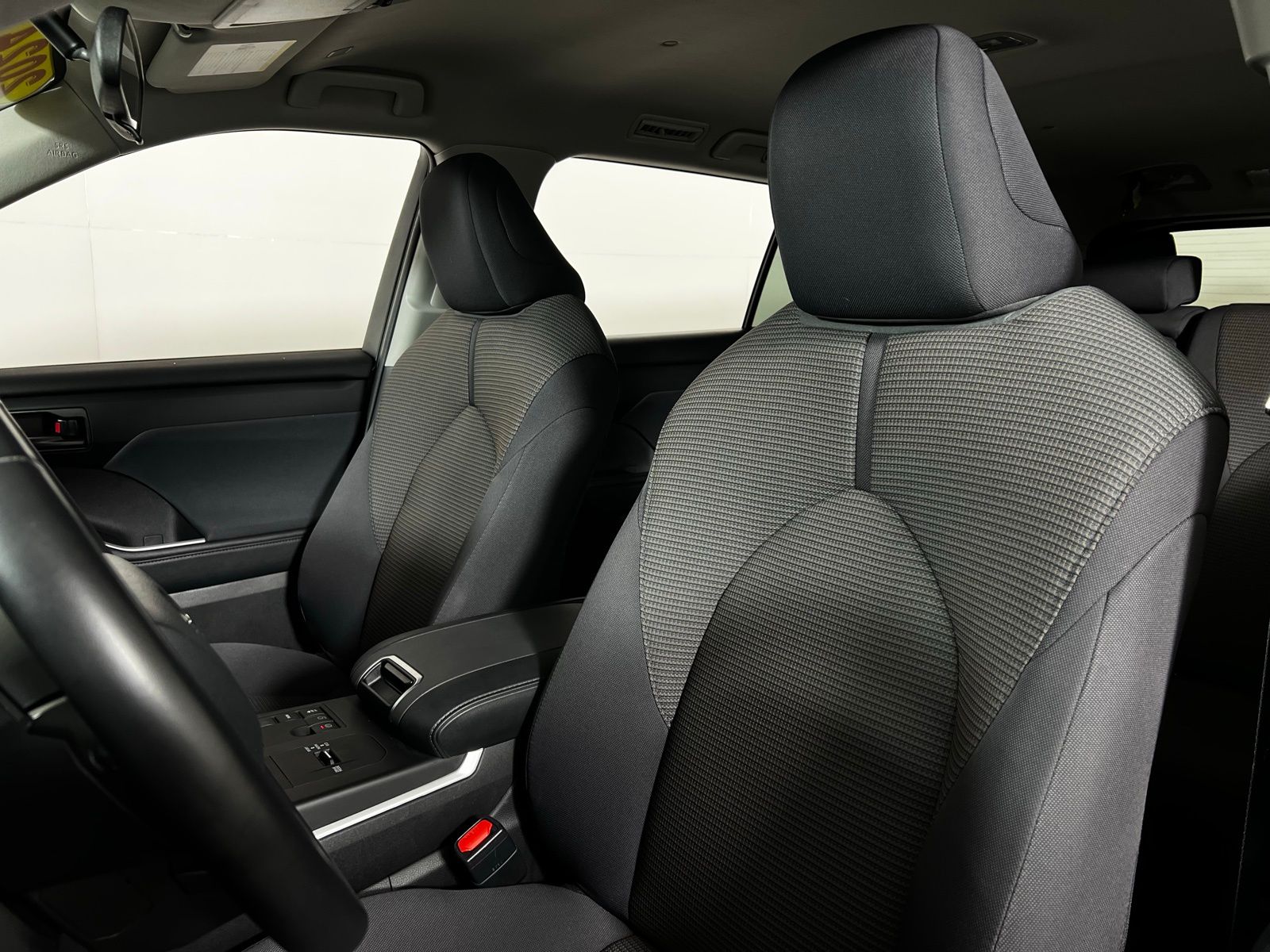 Thumbnail: 2024 Toyota Highlander - 13