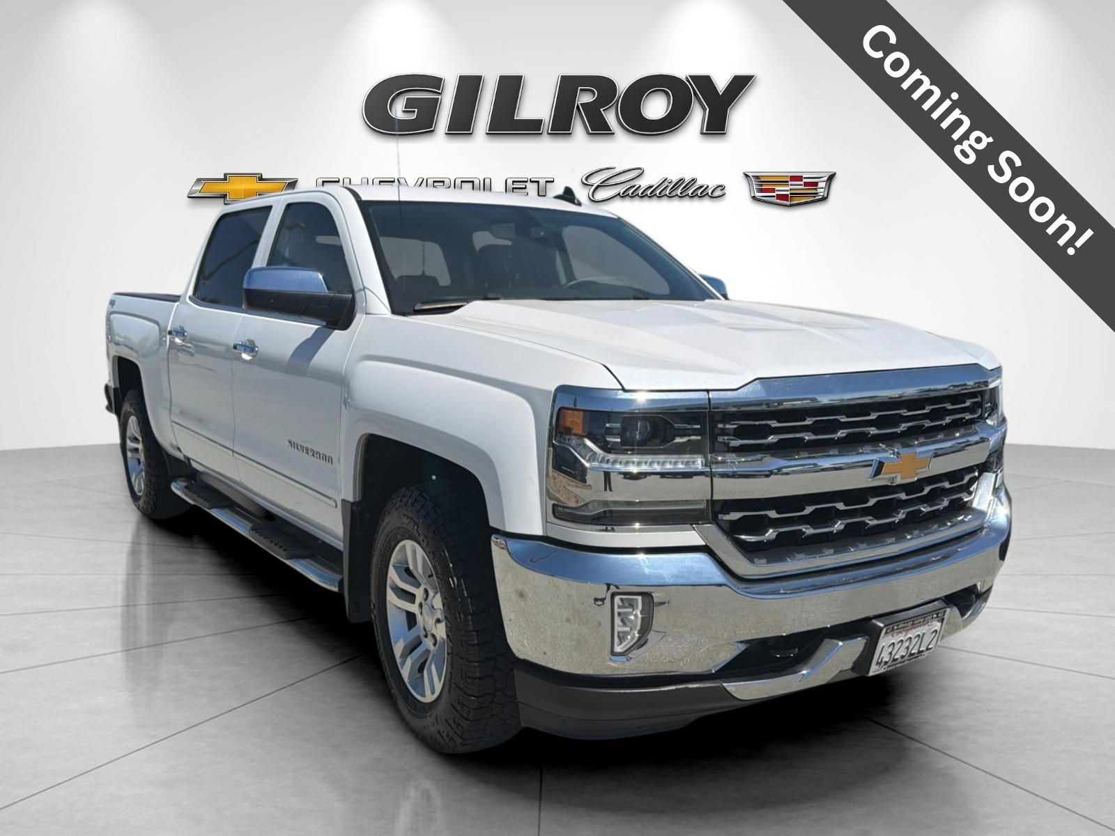 White (Iridescent Pearl Tricoat) 2017 Chevrolet Silverado 1500 Pickup Truck Four-Wheel Drive 6-Speed Automatic Overdrive