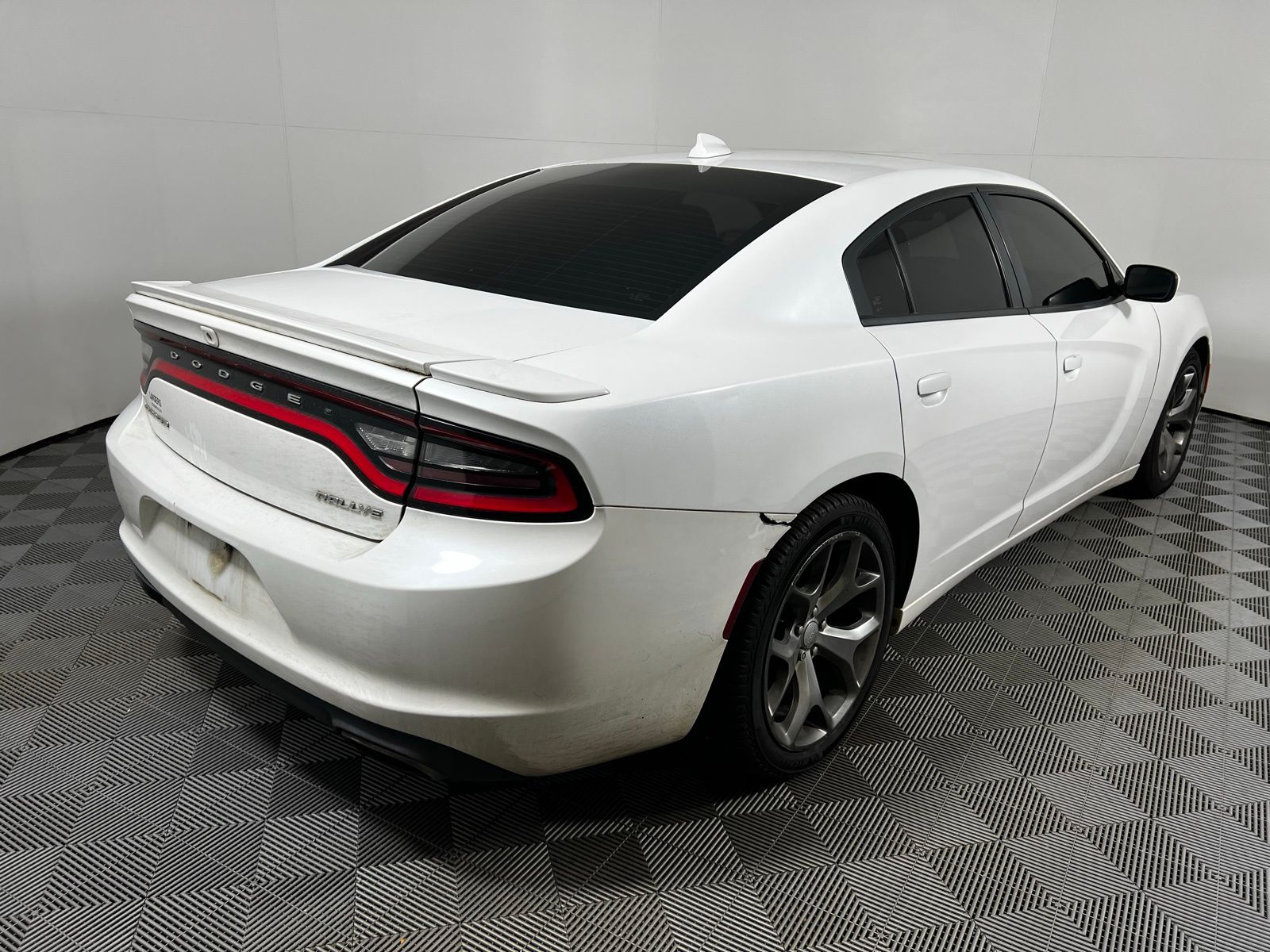 Thumbnail: 2016 Dodge Charger - 5