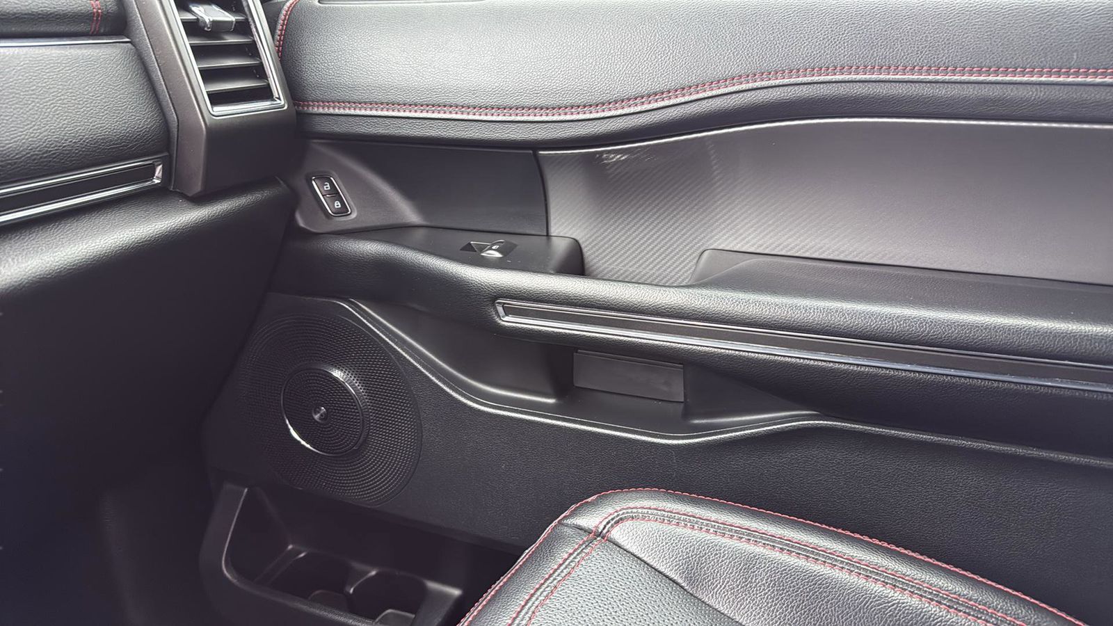 Used Car 2021 Ford Expedition  Limited For Sale Under $40,000 In Austin, Texas