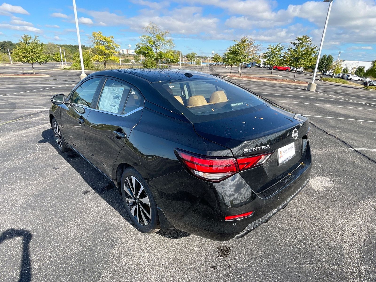 2025 Nissan Sentra SV 32