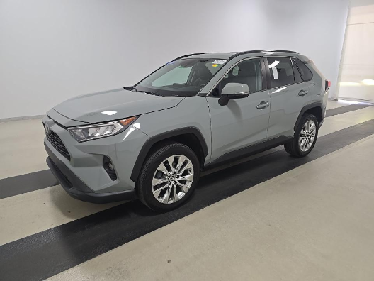 2021 Toyota RAV4 XLE Premium FWD's photo